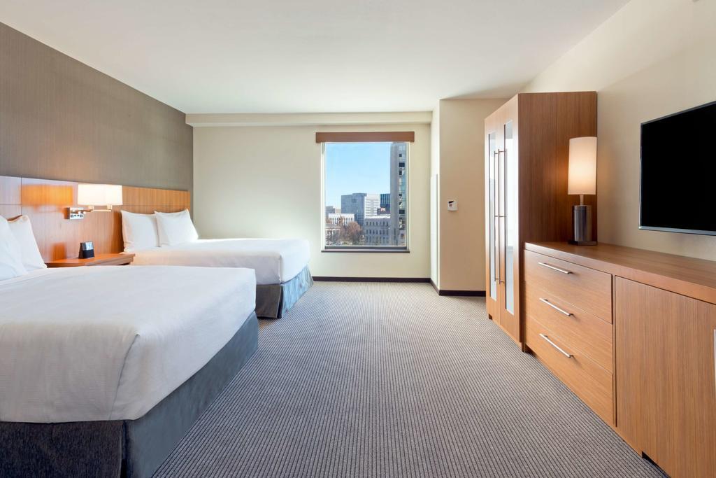 Hyatt Place Denver Downtown Hotel Bagian luar foto